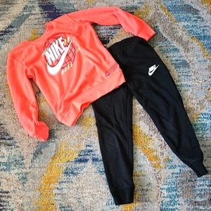 Boys Nike Sweat set